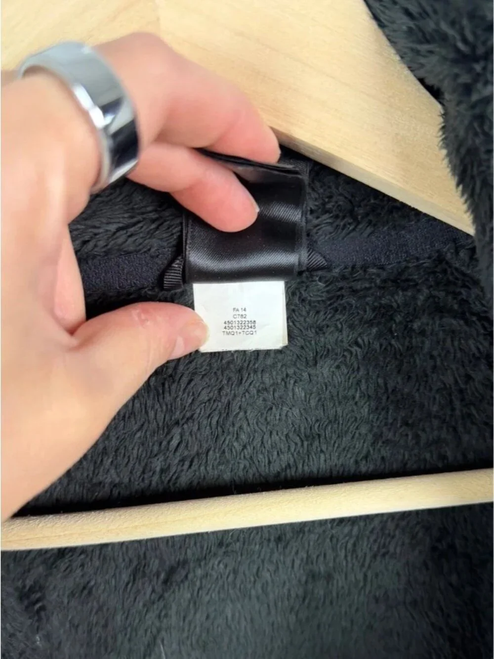 The North Face Black Fuzzy Plush Fleece Jacket Full Zip Size Small Women’s